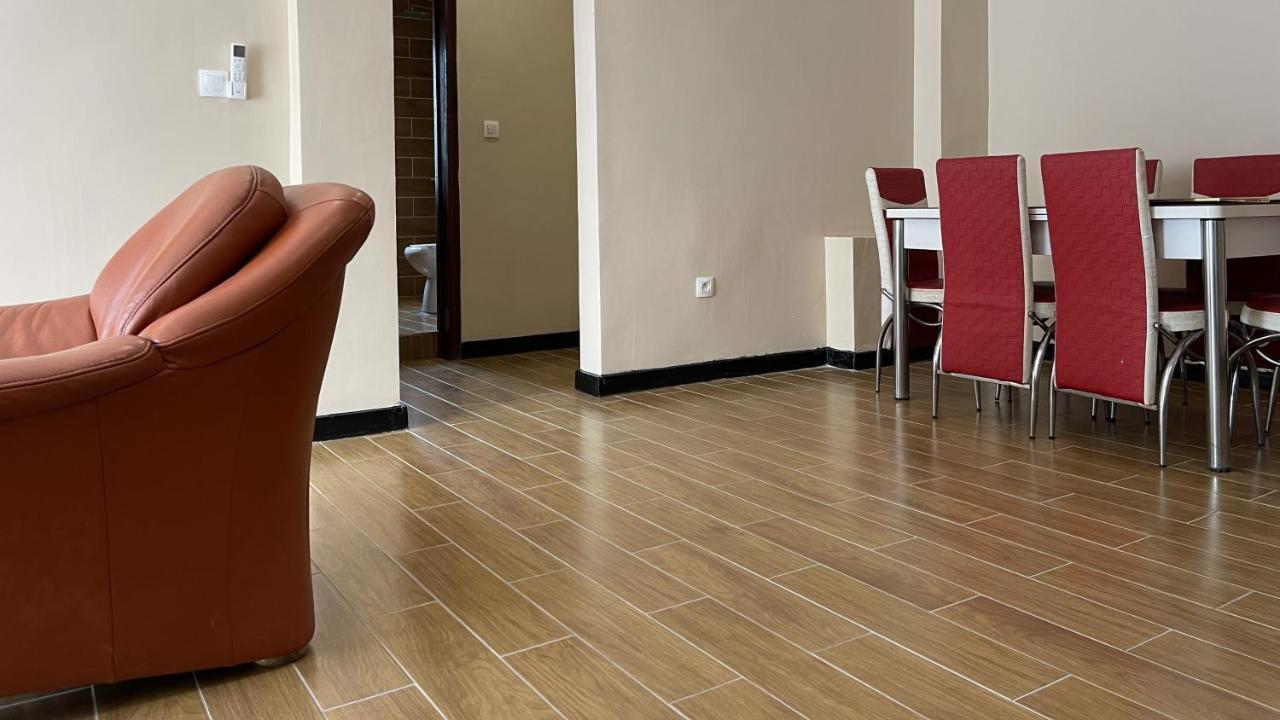 Sky Kenako Hotel 克里比 外观 照片
